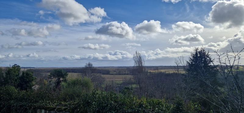 Maison - 263 m² - 8 pièces