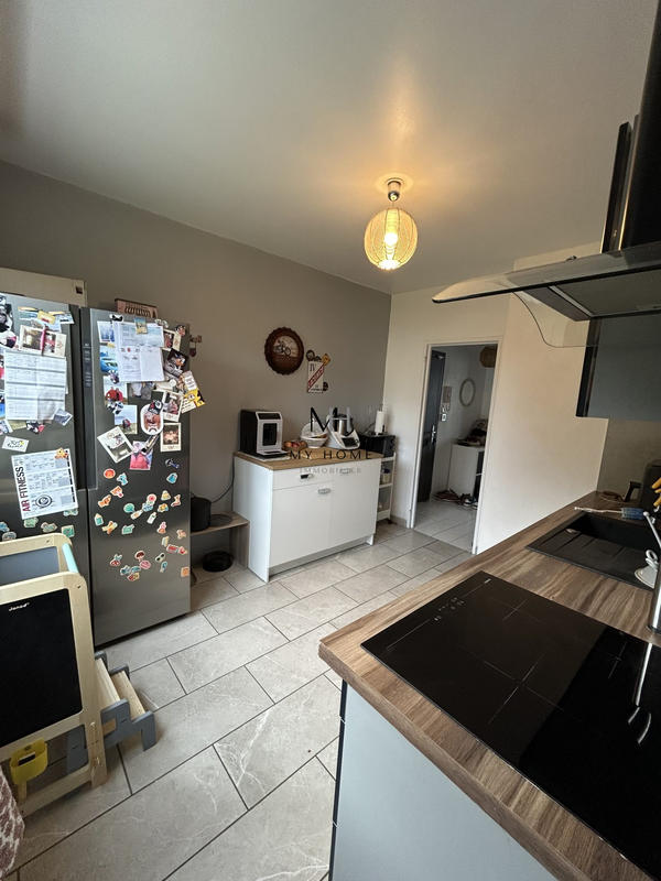 Appartement - 100 m² - 5 pièces