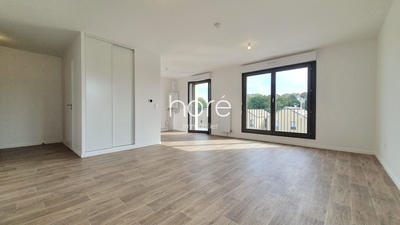 Appartement - 81 m² - 4 pièces