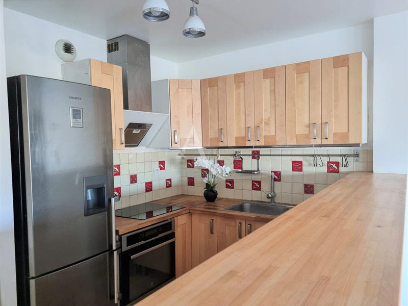 Appartement - 95 m² - 4 pièces