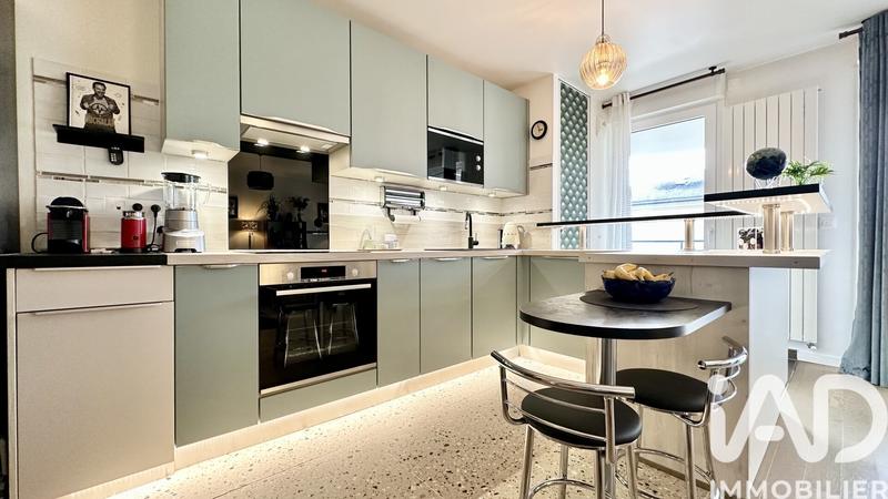 Appartement - 89 m² - 4 pièces