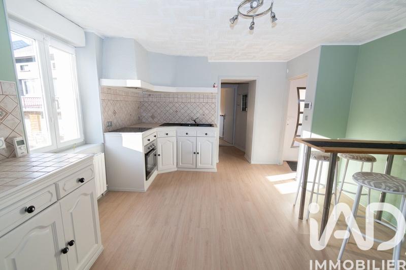 Maison - 111 m² - 5 pièces
