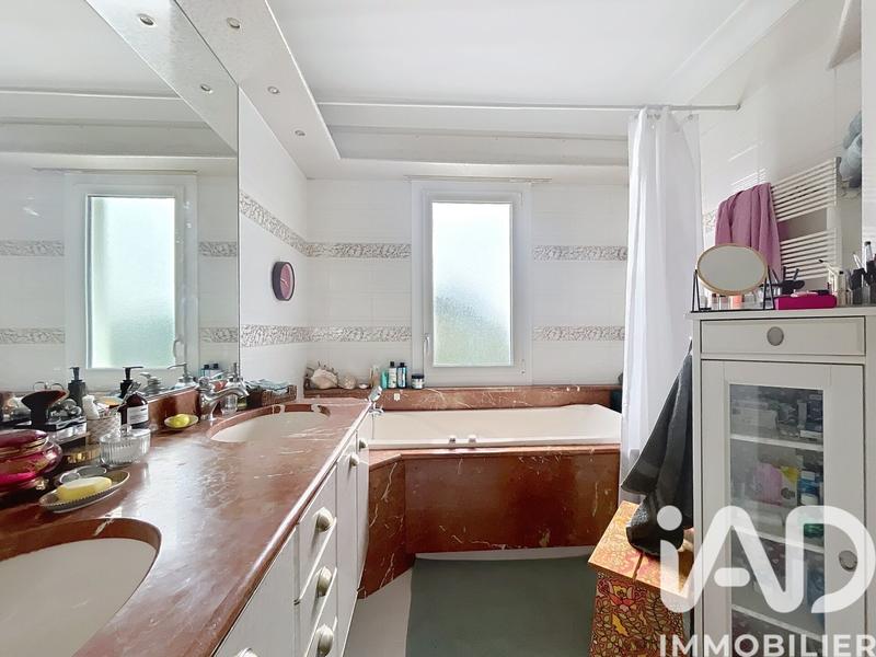 Maison - 133 m² - 6 pièces