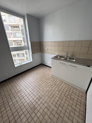 Appartement - 83 m² - 4 pièces