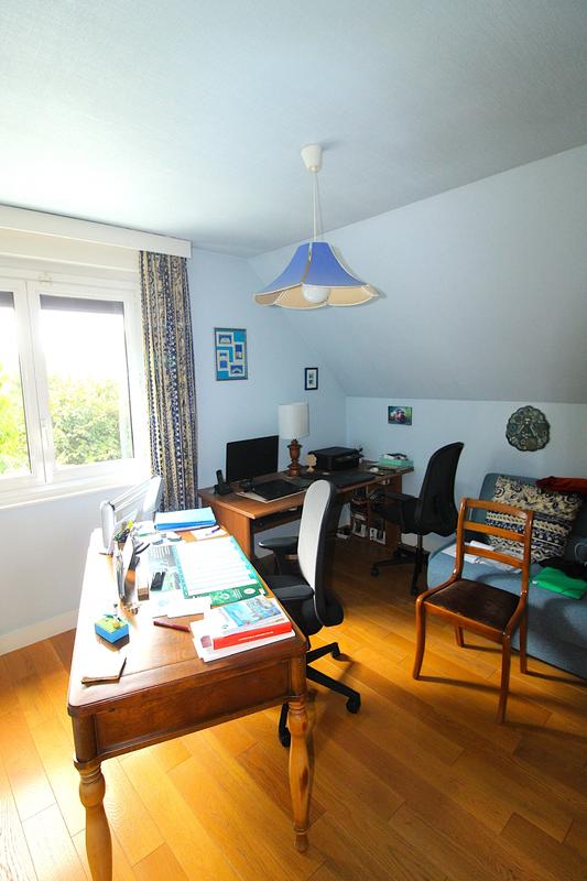 Maison - 201 m² - 10 pièces