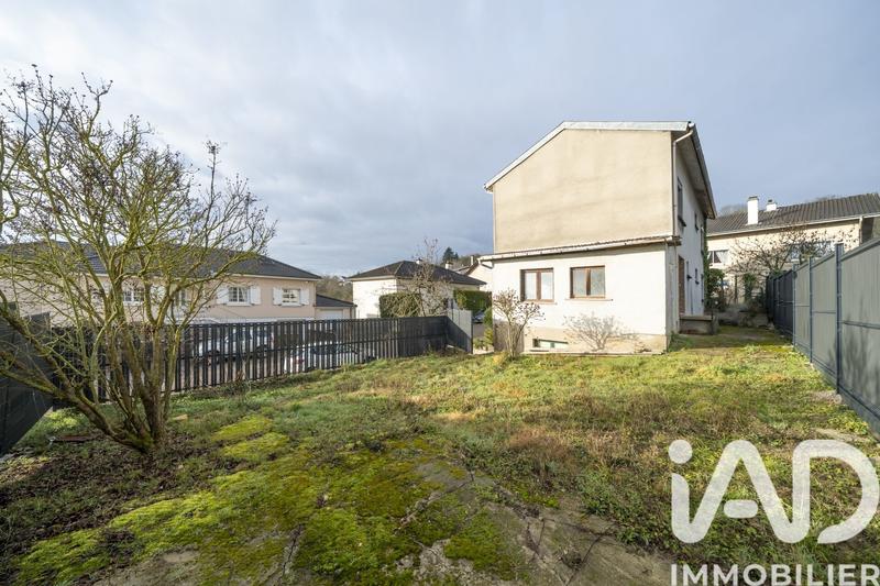 Maison - 142 m² - 6 pièces