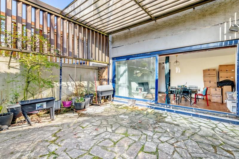 Appartement - 104 m² - 6 pièces