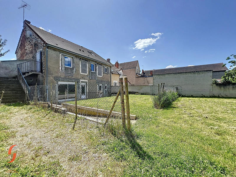 Immeuble - 8 pièces