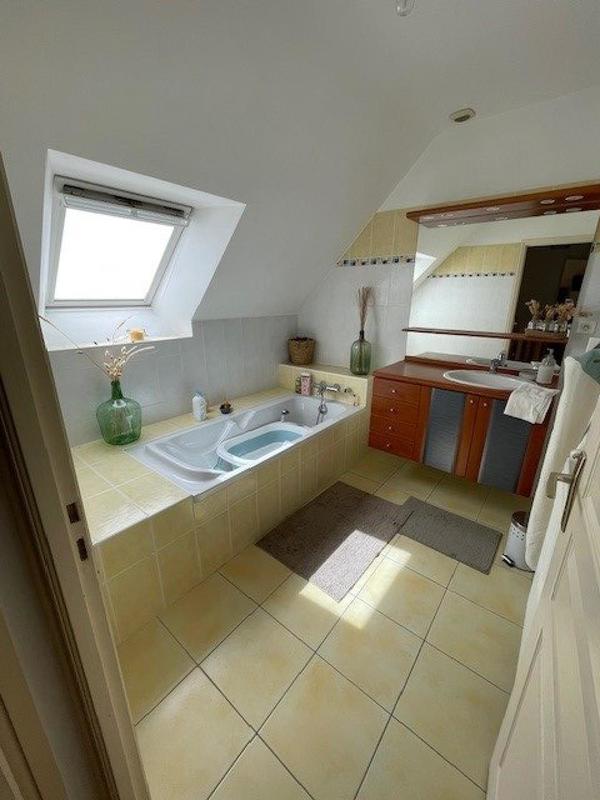 Maison - 105 m² - 7 pièces