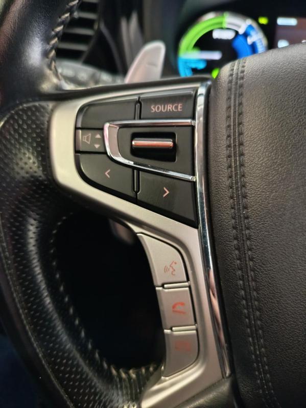 Mitsubishi Outlander Phev Business My20