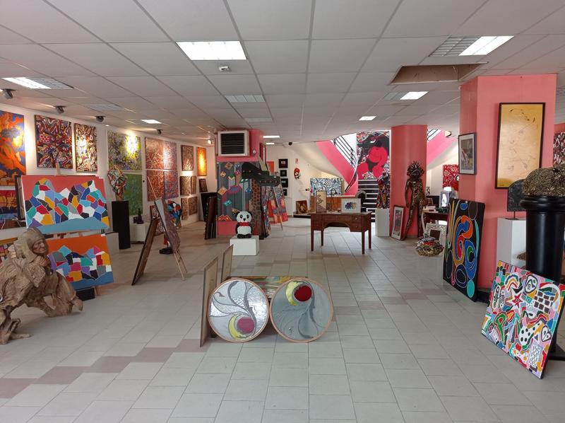 Immeuble - 1 800 m²