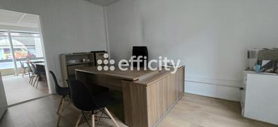 Bureau - 81 m² - 4 pièces