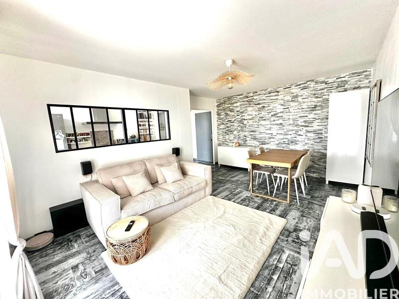 Appartement - 60 m² - 3 pièces