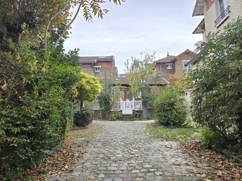 Villa - 185 m² - 6 pièces