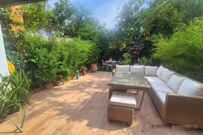 Maison traditionnelle - 90 m² - 4 pièces