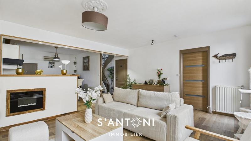 Maison - 142 m² - 6 pièces