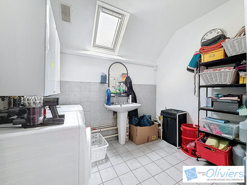 Maison traditionnelle - 155 m² - 6 pièces