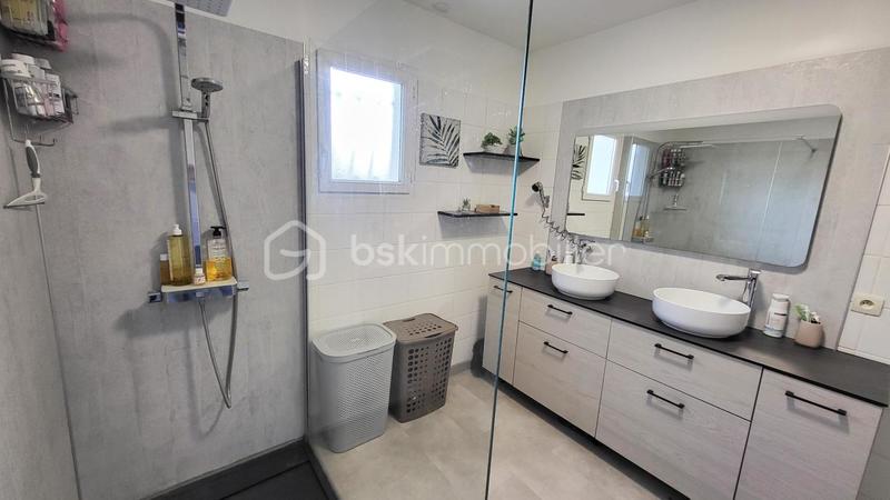 Maison traditionnelle - 120 m² - 5 pièces