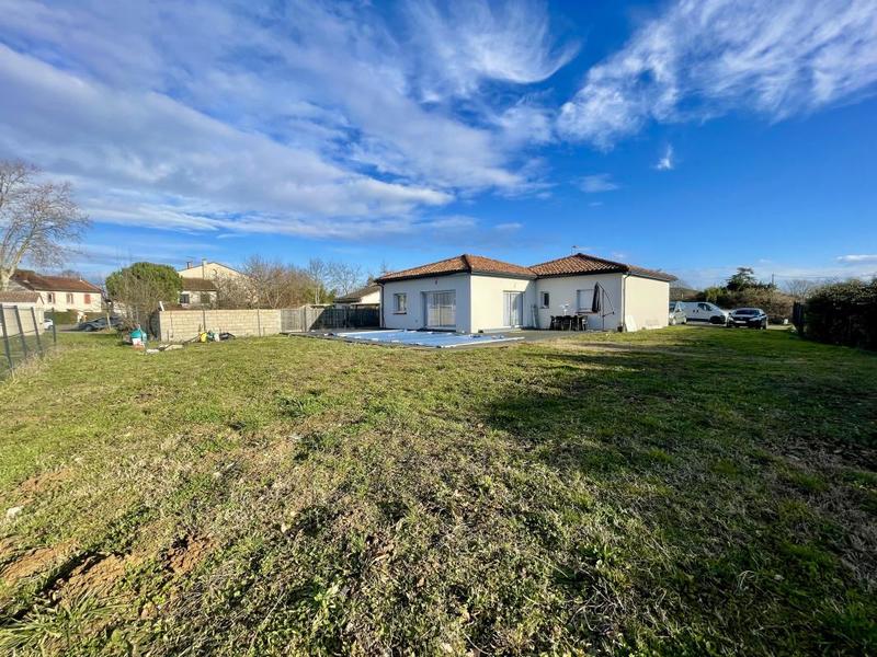 Maison - 121 m² - 4 pièces