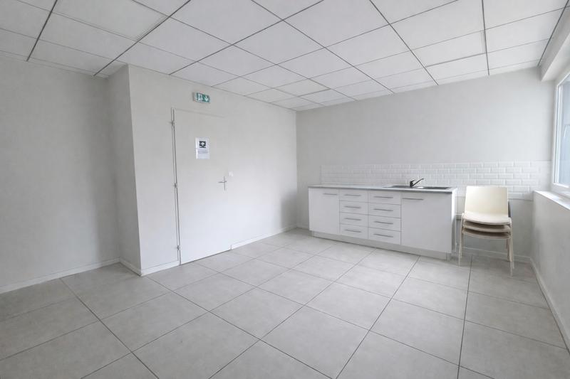 Local commercial - 548 m² - 20 pièces