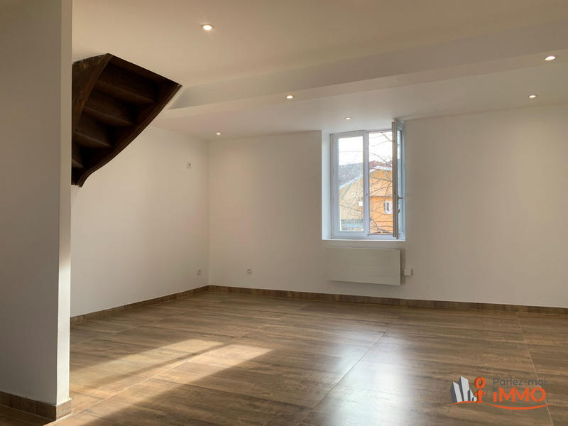 Appartement - 64 m² - 4 pièces