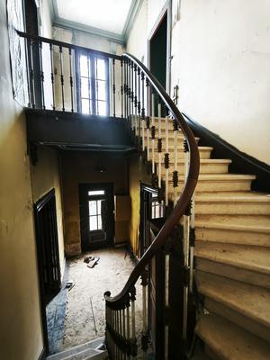 Maison ancienne - 190 m² - 6 pièces