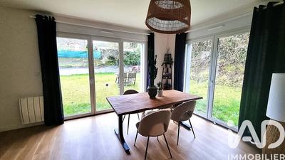 Maison - 95 m² - 4 pièces