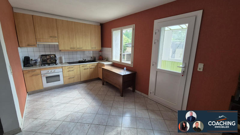 Maison - 223 m² - 8 pièces