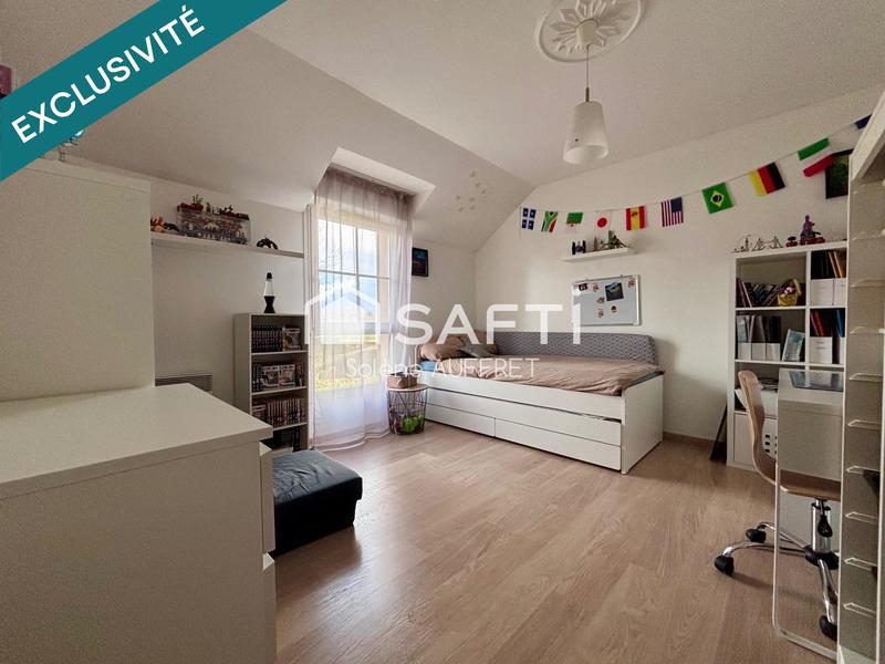 Maison - 96 m² - 4 pièces