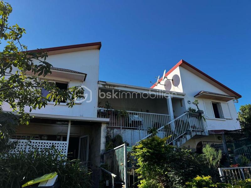 Immeuble - 237 m² - 11 pièces