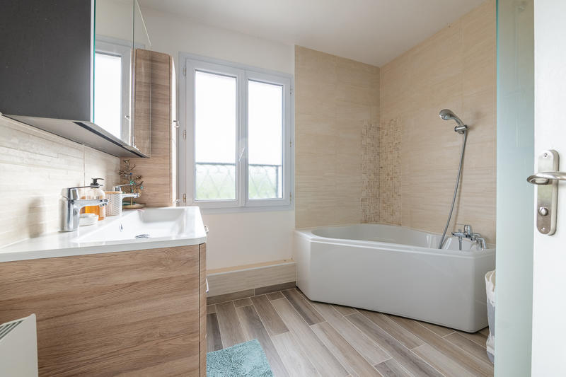 Maison - 109 m² - 6 pièces