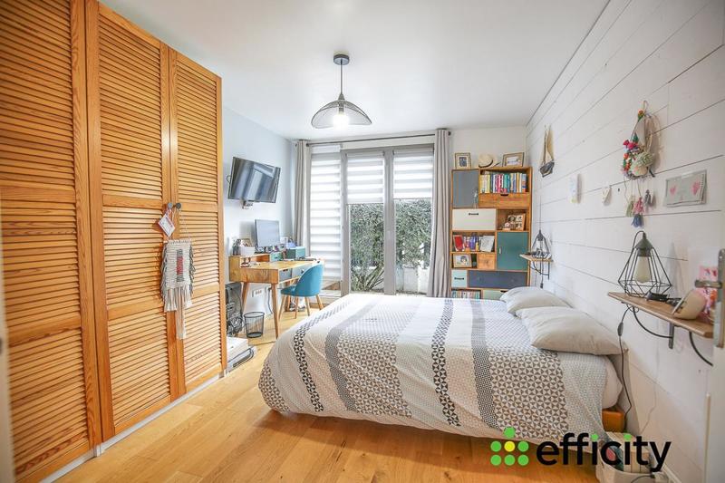 Pavillon - 100 m² - 5 pièces