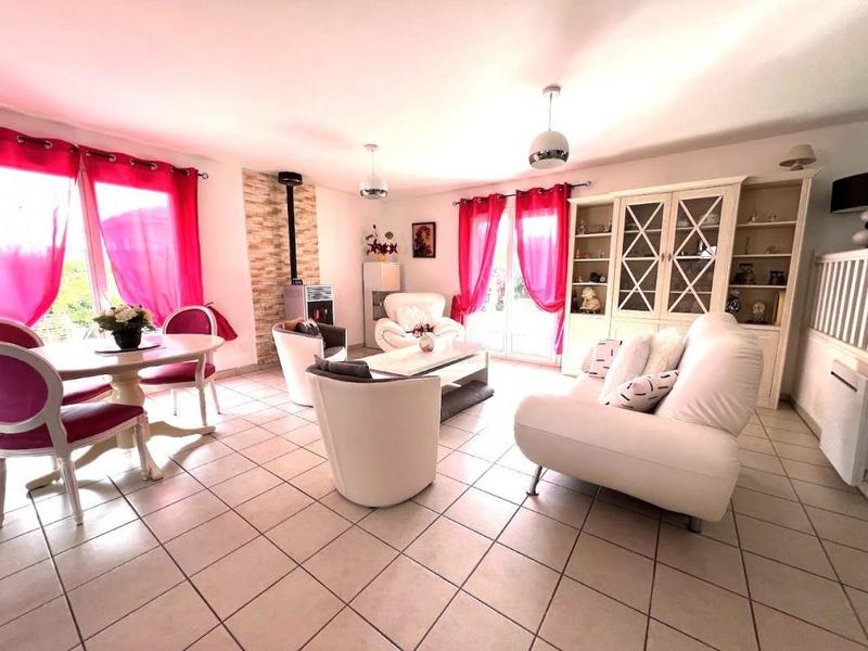 Maison - 122 m² - 6 pièces