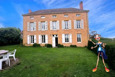 Demeure - 234 m² - 7 pièces