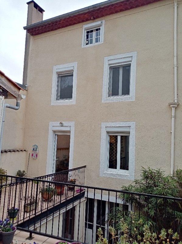 Maison - 137 m² - 10 pièces