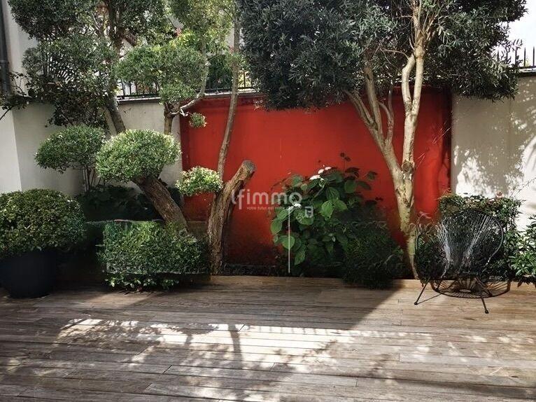 Immeuble - 465 m² - 9 pièces