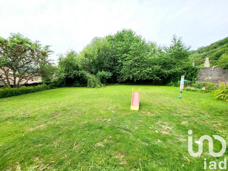 Maison - 210 m² - 10 pièces