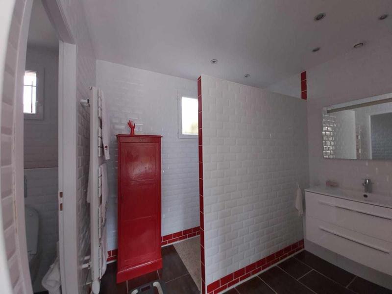 Villa - 247 m² - 10 pièces