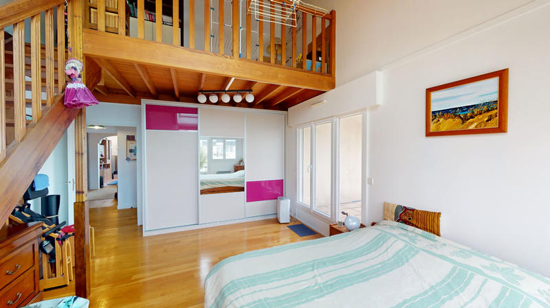 Appartement - 127 m² - 5 pièces