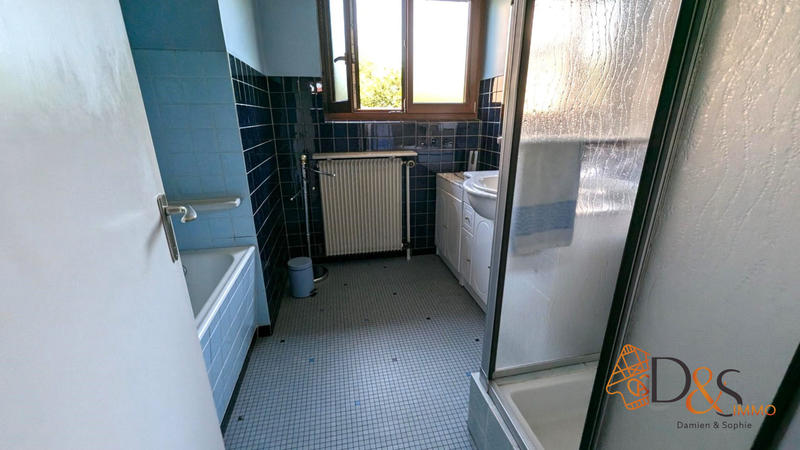 Maison - 95 m² - 5 pièces