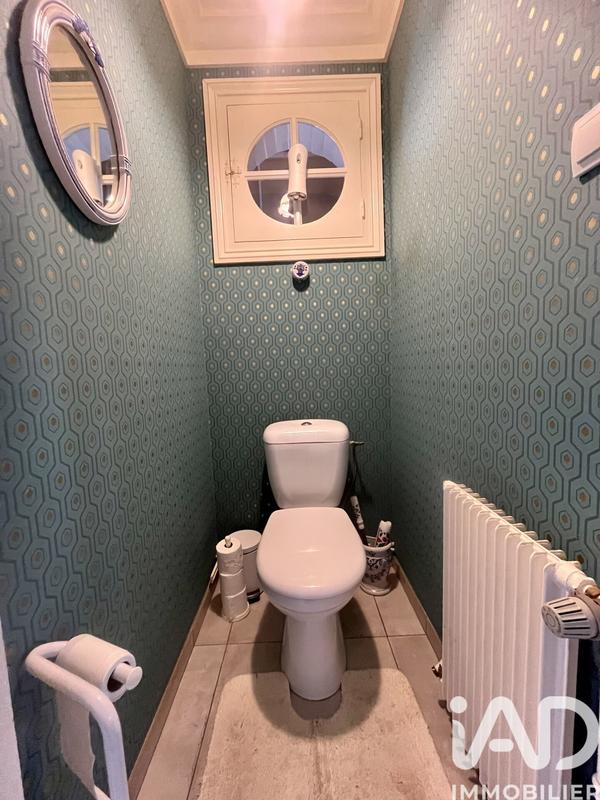 Maison - 181 m² - 8 pièces