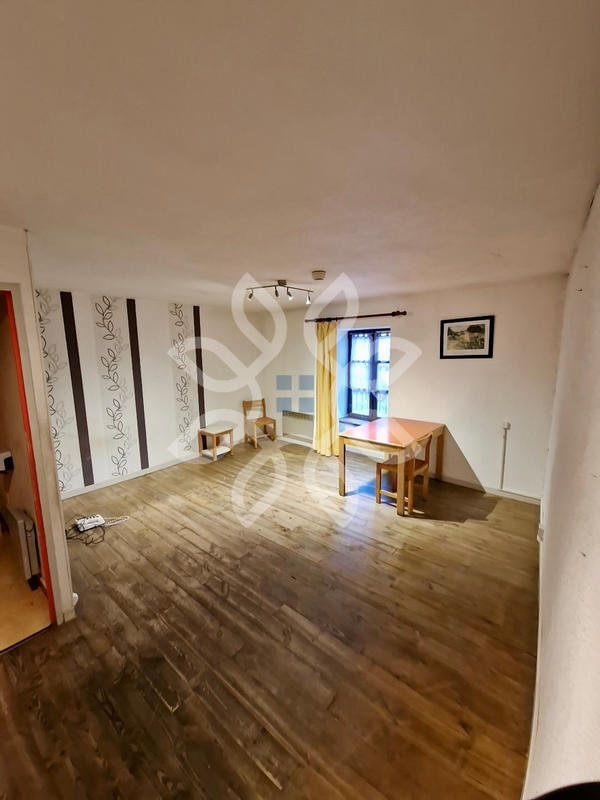 Propriété - 380 m² - 27 pièces