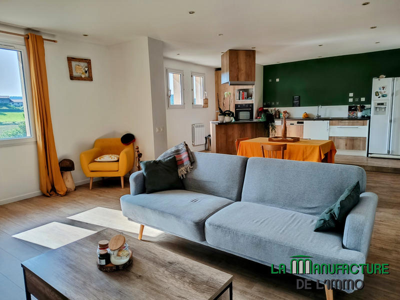 Appartement - 109 m² - 4 pièces