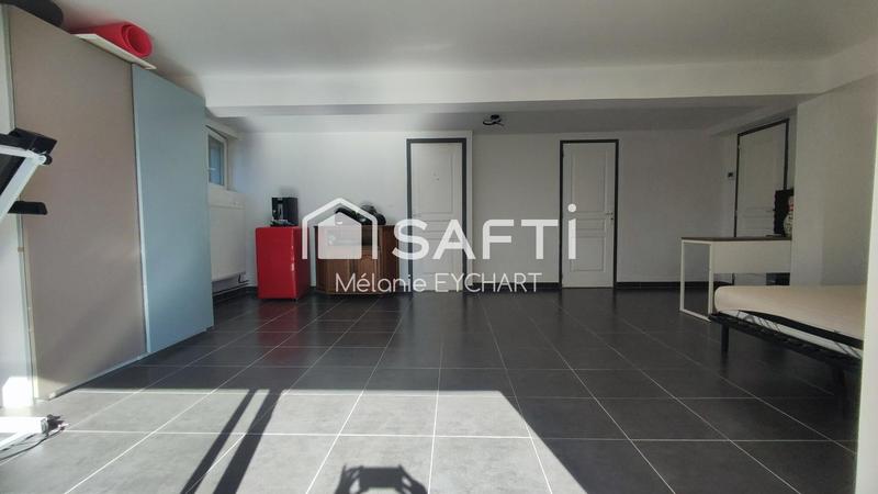 Maison - 195 m² - 7 pièces