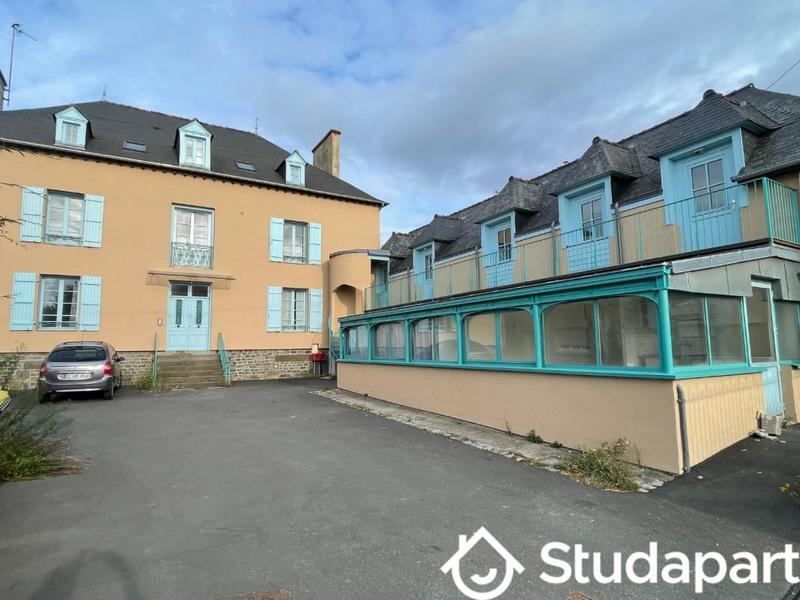 Chambre - 13 m² - 1 pièce