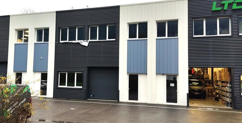 Local d'activité / Entrepôt - 336 m²