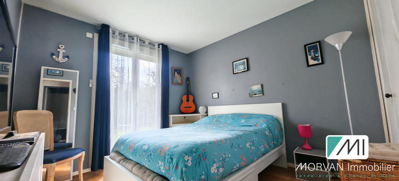 Maison traditionnelle - 147 m² - 6 pièces