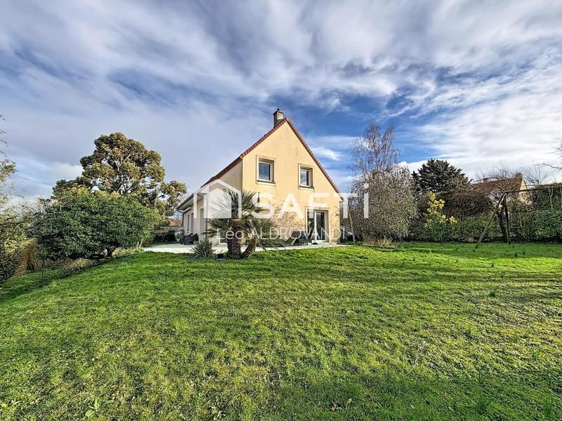 Maison - 137 m² - 7 pièces