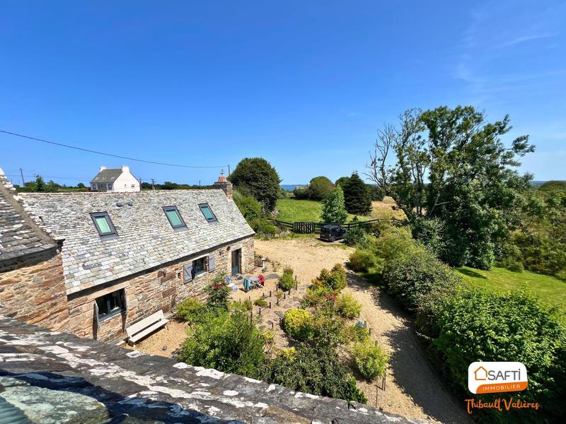 Maison - 307 m² - 12 pièces