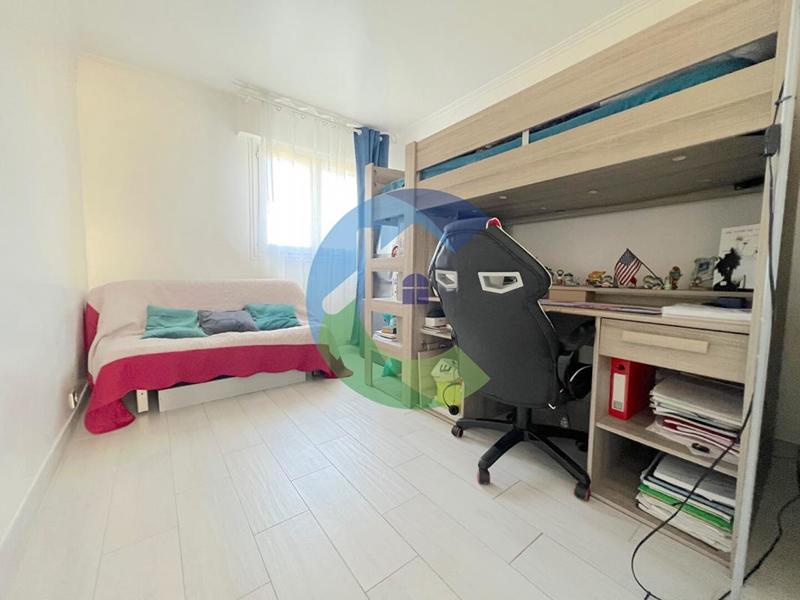 Appartement - 83 m² - 5 pièces